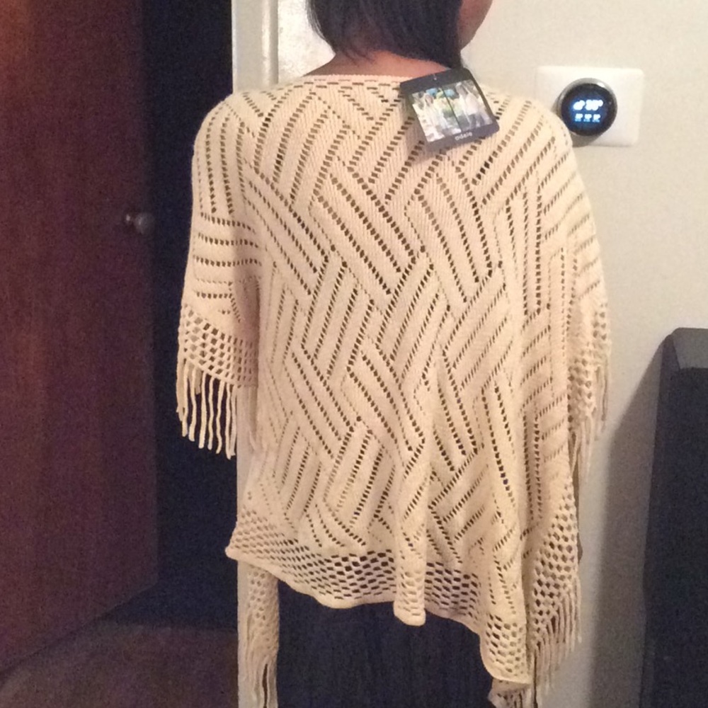 Adele Poncho one size new - Picture 3 of 4